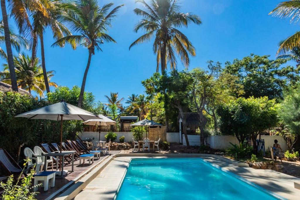 Chez Maggie Hotel & Restaurant โมรอนดาวา ภายนอก รูปภาพ